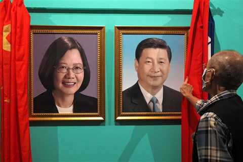 Biden Backs Taiwan, but Some Call for a Clearer Warning to China