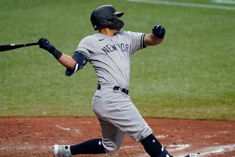 Yankees Finally Get Past Rays With Four-Run Tenth