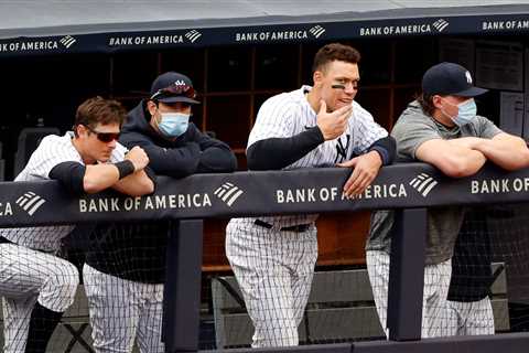 Fans Wait on Yankees to Show Up, but One Player Won’t Be Back