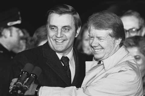 Jimmy Carter Leads Tributes to Walter Mondale