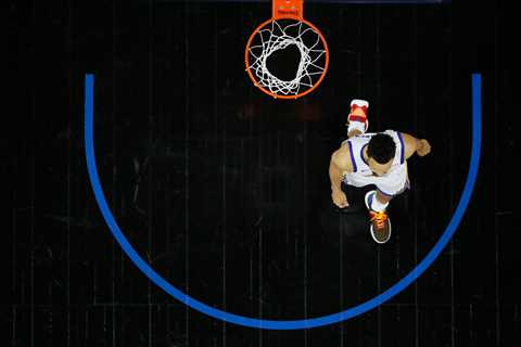 Stephen Curry Is in the Zone