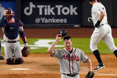 The Yankees Piece Together a Win With a Wild Pitch and a Walk