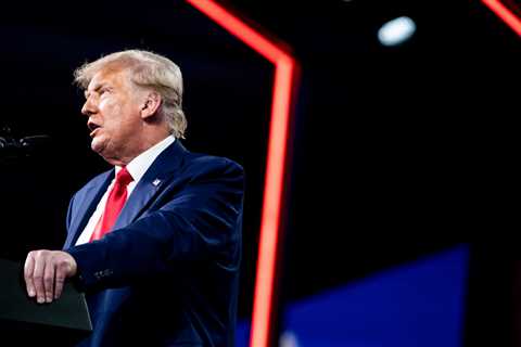 Trump is backing a new conservative group for donors aiming to compete with Democrats.