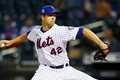 DeGrom Shuts Out the Nationals and Sets a Strikeout Record