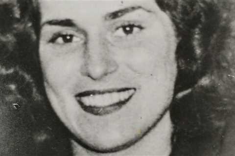 Clara Lamore Walker, 94, Dies; Thwarted Olympian Redeemed in Her 50s