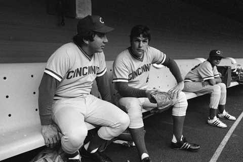 Johnny Bench Misses His Hall of Fame Friends
