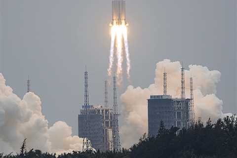 21-Ton Chinese Rocket is Plummeting Back to Earth and Will Land... Somewhere