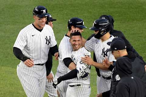 Yankees Get a Walk-Off Win With a 50-Foot Single