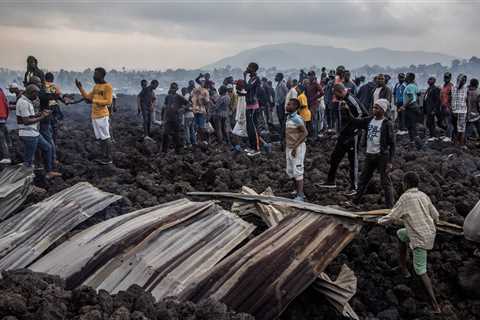 Lava From Erupting Volcano Halts Outside City in Congo