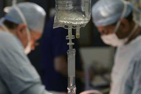 Elderly Man Has Wrong Leg Amputated in 'Tragic Mistake' By Hospital Worker