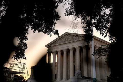Supreme Court Rejects Inmate’s Plea for Firing Squad