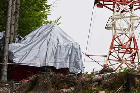 Emergency Brakes on Cable Car in Crash That Killed 14 Were Deliberately Deactivated, Investigators..