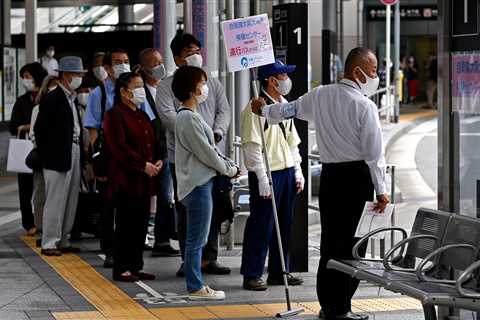 Japan extends a state of emergency until one month before the Olympics.