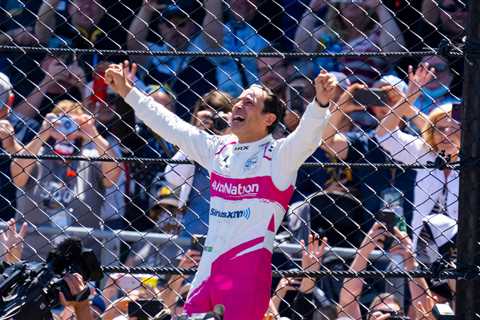 Helio Castroneves Wins Indianapolis 500 for a Fourth Time
