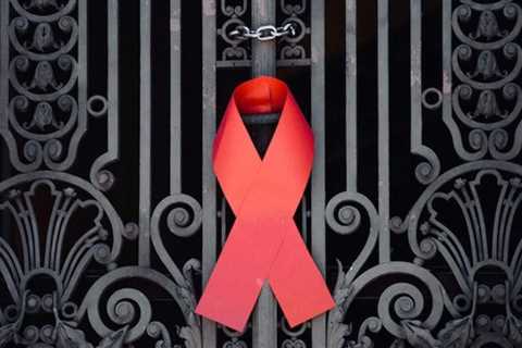 Rate of HIV infections in US fell by 73% from mid-1980s peak to 2019: study