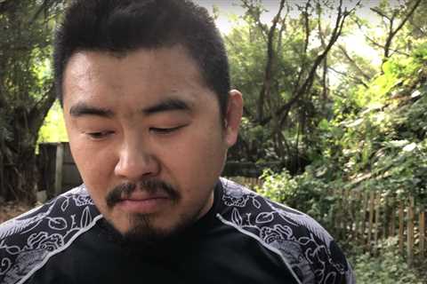 Watch This MMA Fighter Beat a Tai Chi Master in 10 Seconds