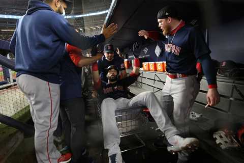 Gonzalez and Bogaerts Power Red Sox to Sweep of Yankees