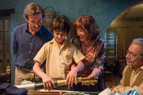 ‘Chasing Wonders’ Review: Divining Secrets of a Past Vintage