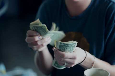How To Save Money While Still Living Your Life To The Fullest
