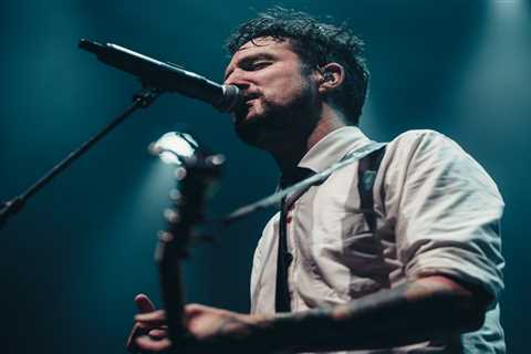 Frank Turner ‘giddy with excitement’ about the return of live music and to ‘not be playing to the..