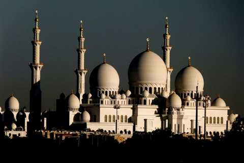 5 Fun Date Night Ideas to Try in Abu Dhabi