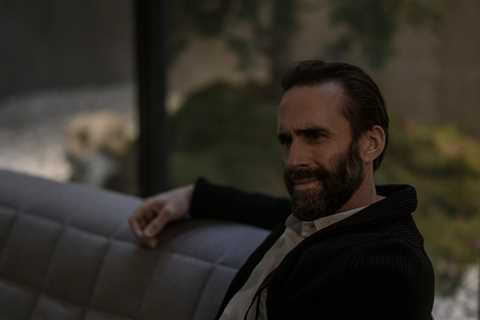 Joseph Fiennes Loved the ‘Catharsis’ of the ‘Handmaid’s Tale’ Finale