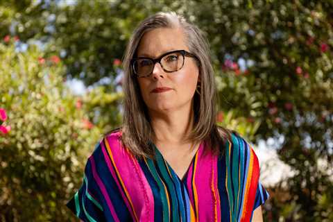 How 2 Arizona Democrats Illustrate the Party’s Voting Rights Divide