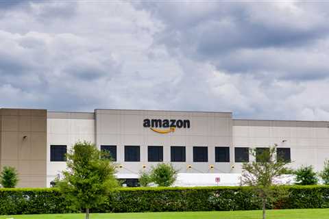 Amazon claims fake reviews are social media’s fault