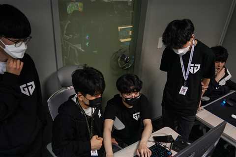 Inside the ‘Deadly Serious’ World of E-Sports in South Korea