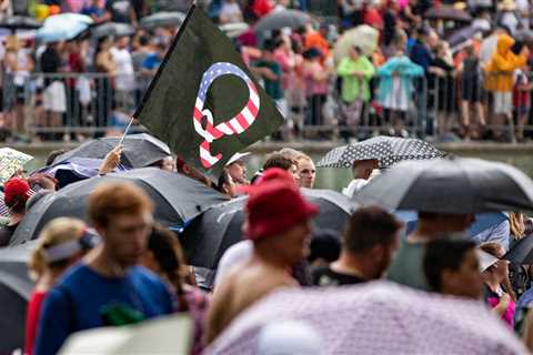 F.B.I. warns that some QAnon believers could turn to violence as predictions fail to bear fruit.