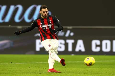 Report: Manchester United among clubs keen on Turkish star
