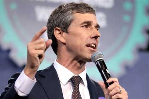 As Texas Republicans line up for 2022 primaries, Democrats are waiting on Beto O'Rourke and..