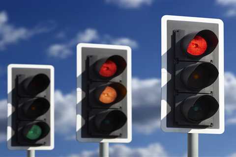 Smart junctions will tell drivers how long they have before lights turn red