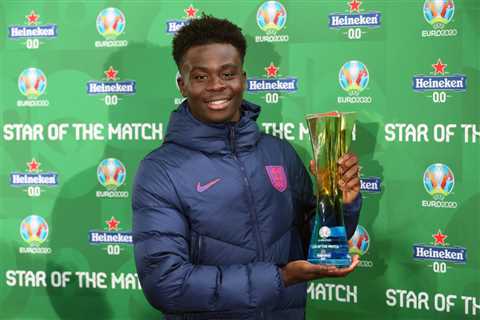 Micah Richards raves about Arsenal star Bukayo Saka after England beat Czech Republic