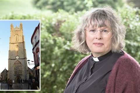 UK’s first trans vicar says ‘God is beautifully non-binary’ after winning Pride award