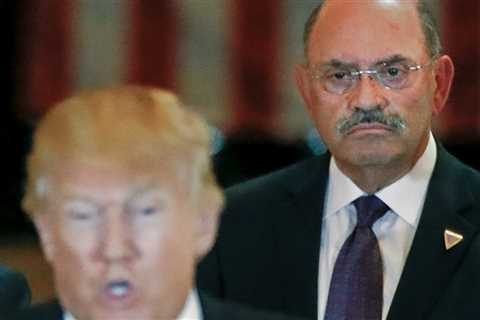 Trump Organization and Top Executive Are Indicted in Tax Investigation