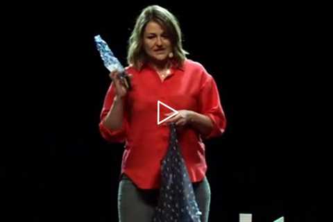 Czy zwierzęta używają pampersów i gotują w mikrofalówce | Sylwia Majcher | TEDxAGHUniversity