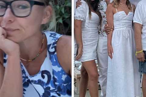 Kelly Ripa Calls Out 'Weirdos' Saying She Only Has One Foot