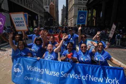 New York honors pandemic 'heroes' with parade