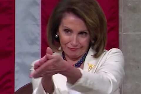 ‘Queen of Shade’: Pelosi applauded for trolling Trump
