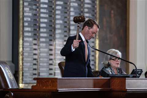 Texas Republicans Reveal Bills of Far-Reaching Voting Restrictions