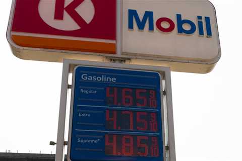 Rising Oil and Gas Prices Add to U.S. Economic Challenges