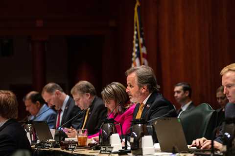 After All-Night Hearing, Texas Republicans Advance Voting Measure