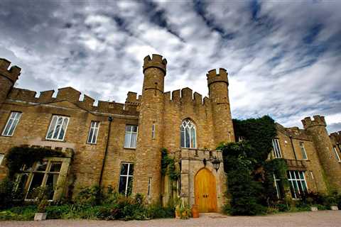 10 Gorgeous Castles You Can Rent on Airbnb