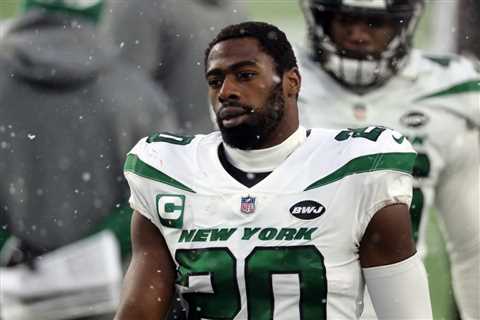 New York Jets Insult the Team’s 2020 MVP With a Lowball $8.5 Million Contract Offer