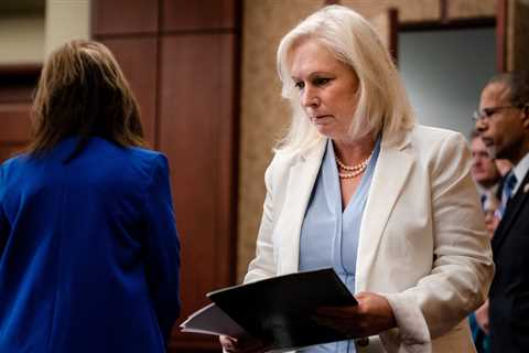 Pushing Beyond Sex Assault, Gillibrand Faces Resistance to Military Bill