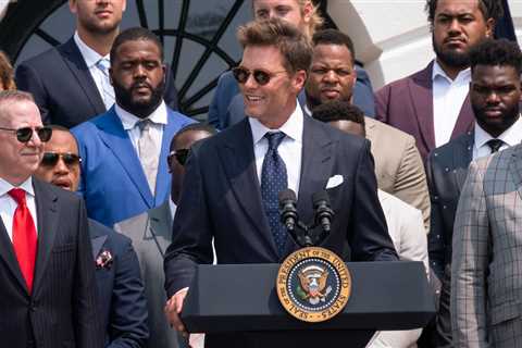 Tom Brady Jokes About Election Results as Buccaneers Visit White House
