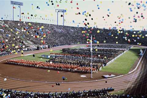 The 1964 Games Proclaimed a New Japan. There’s Less to Cheer This Time.