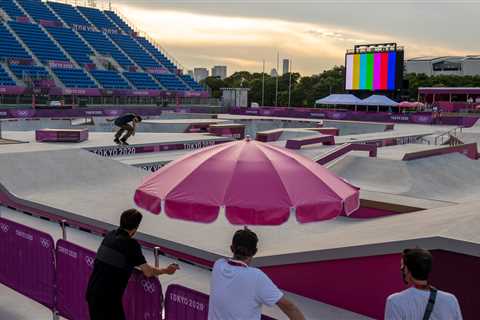 U.S. broadcast coverage includes swimming, softball and tennis.