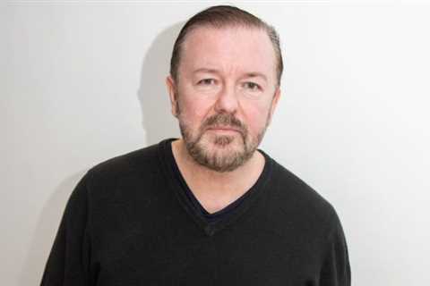 Ricky Gervais left ‘lying on the floor like a sad, fat turtle’ after injuring his back while tying..